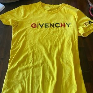 Givenchy yellow childrens tee with embroidered letters.
